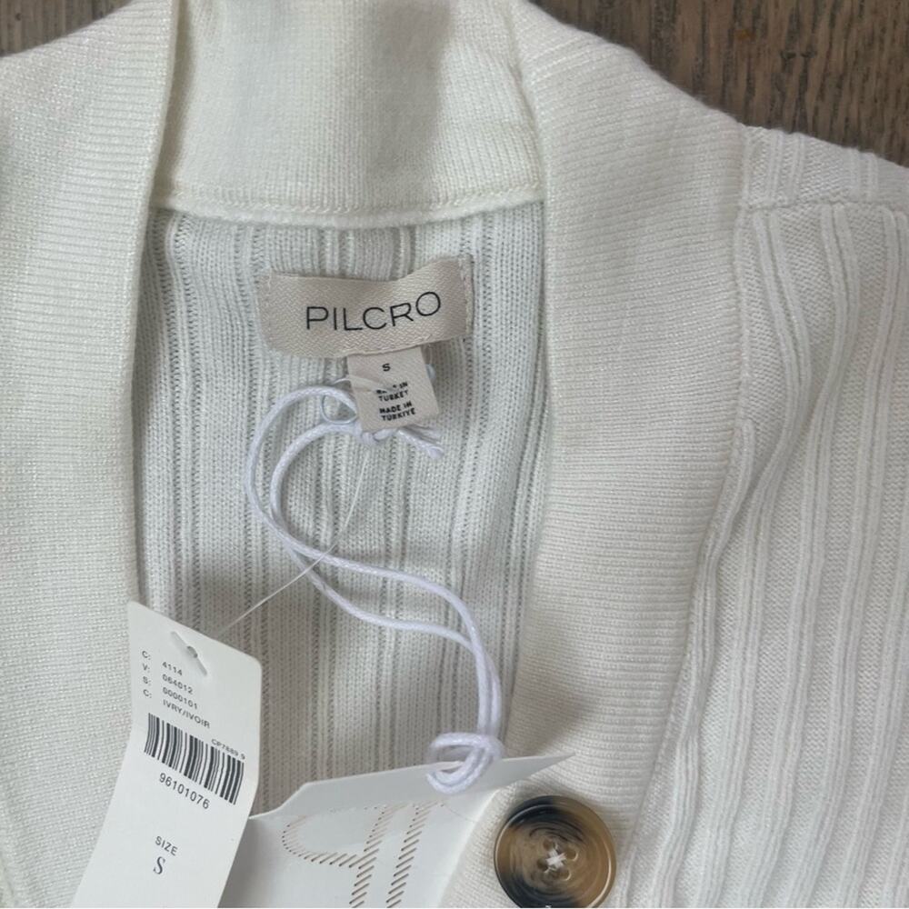 Pilcro Ivory Ribbed V-Neck Sweater with Offset Button Detail - Picture 4 of 6